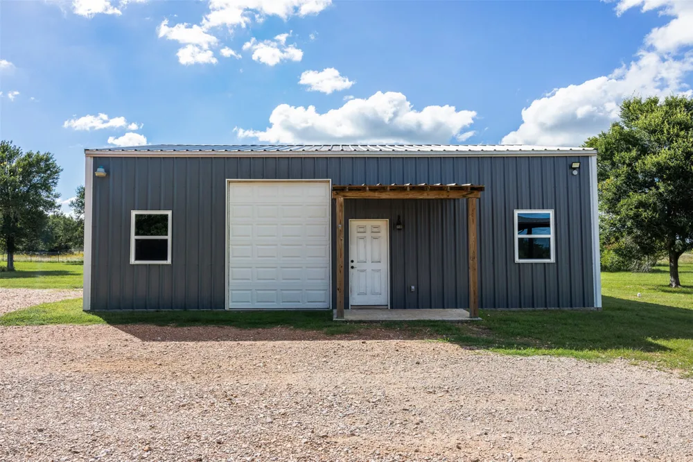 6951 Watermelon Road Somerville, TX 77879