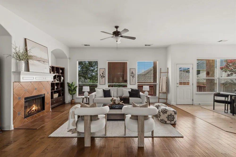 6623 Yaupon Drive Austin, TX 78759