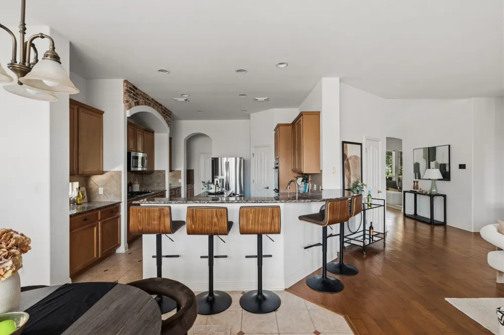 6623 Yaupon Drive Austin, TX 78759