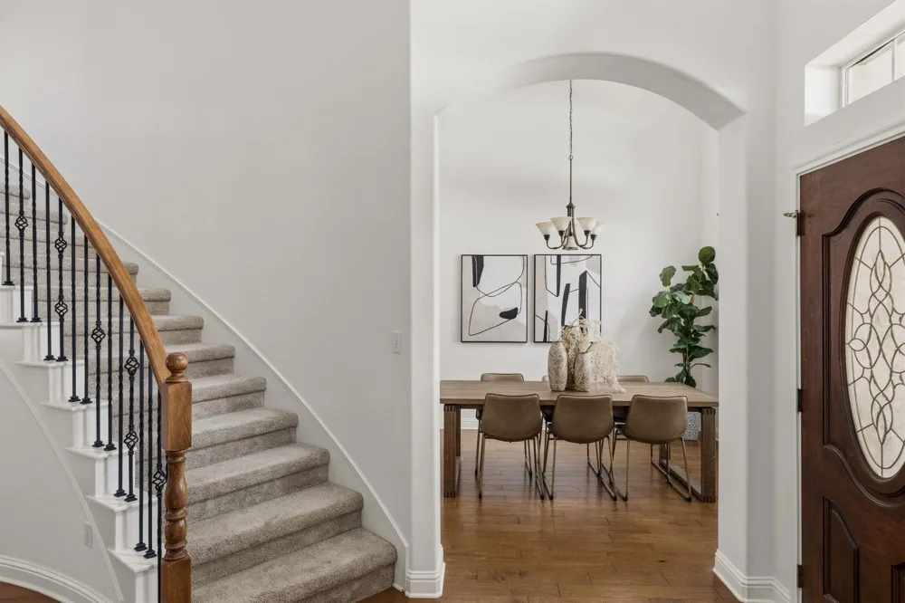 6623 Yaupon Drive Austin, TX 78759