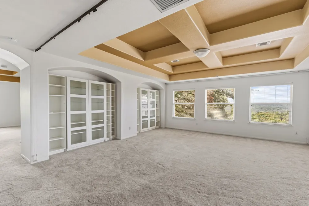 6623 Yaupon Drive Austin, TX 78759