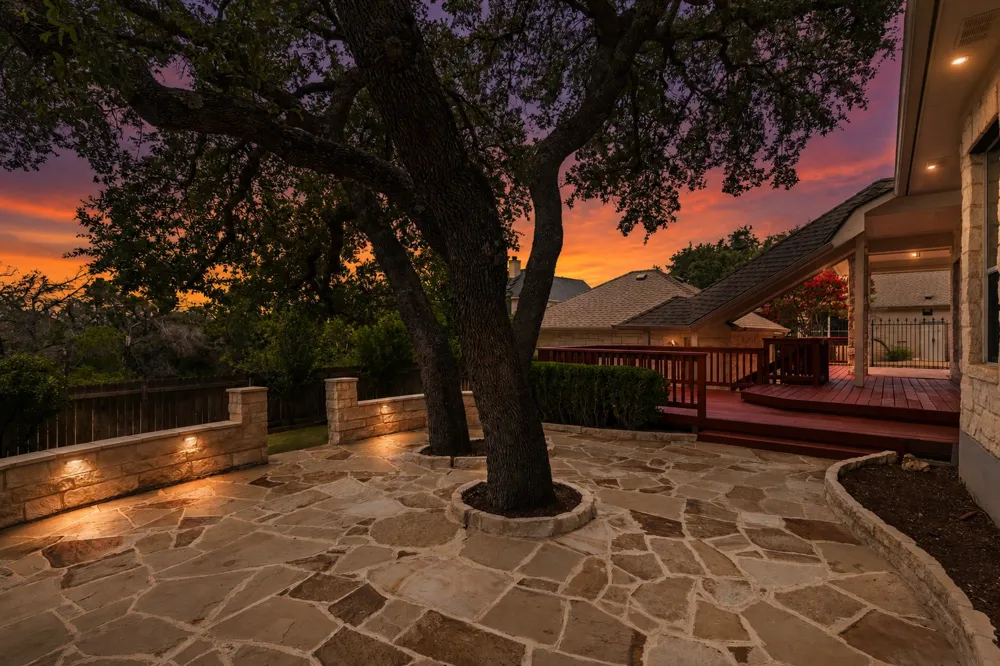6623 Yaupon Drive Austin, TX 78759
