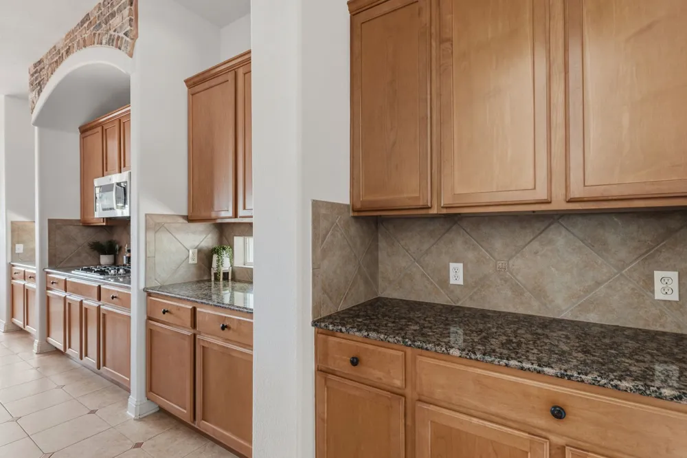 6623 Yaupon Drive Austin, TX 78759