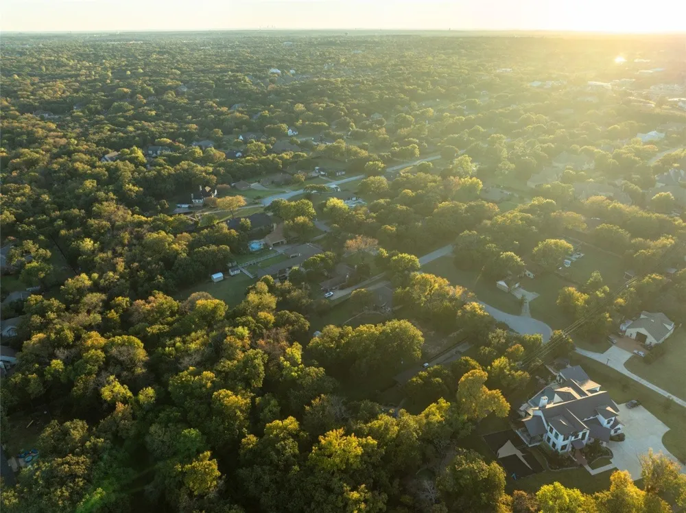 1633 Mockingbird Lane Southlake, TX 76092