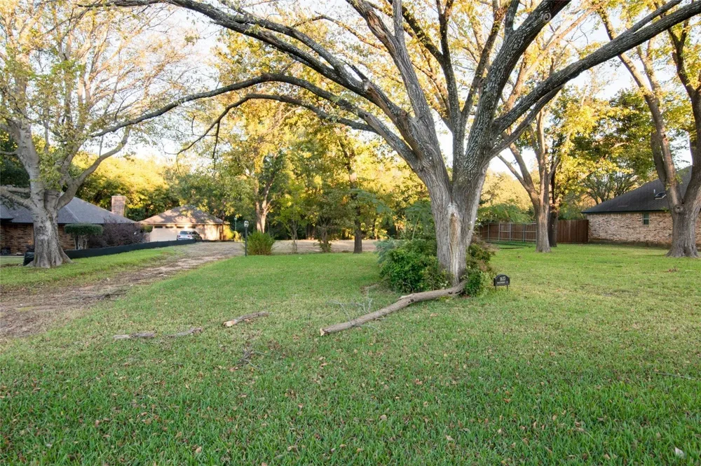 1633 Mockingbird Lane Southlake, TX 76092