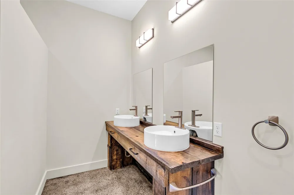 145 Meadowview Drive Trinity, TX 75862