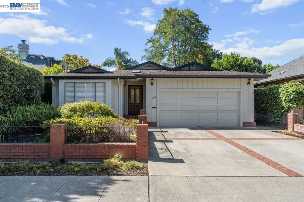 1112 San Antonio Ave Alameda, CA 94501