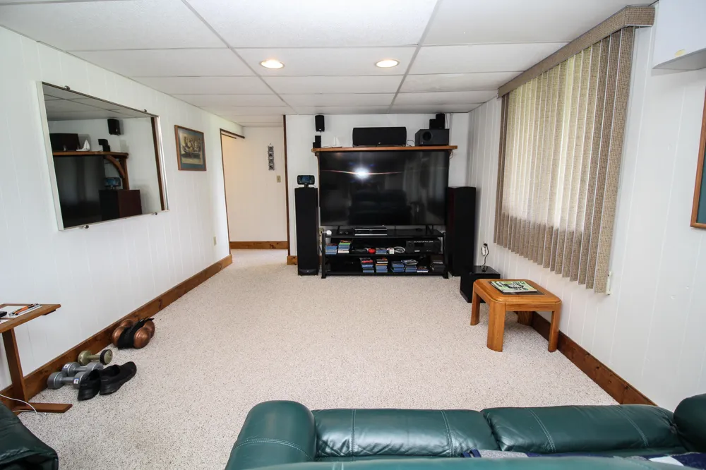 13408 Pleasant View Road Three Rivers, MI 49093