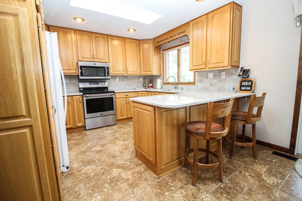 13408 Pleasant View Road Three Rivers, MI 49093