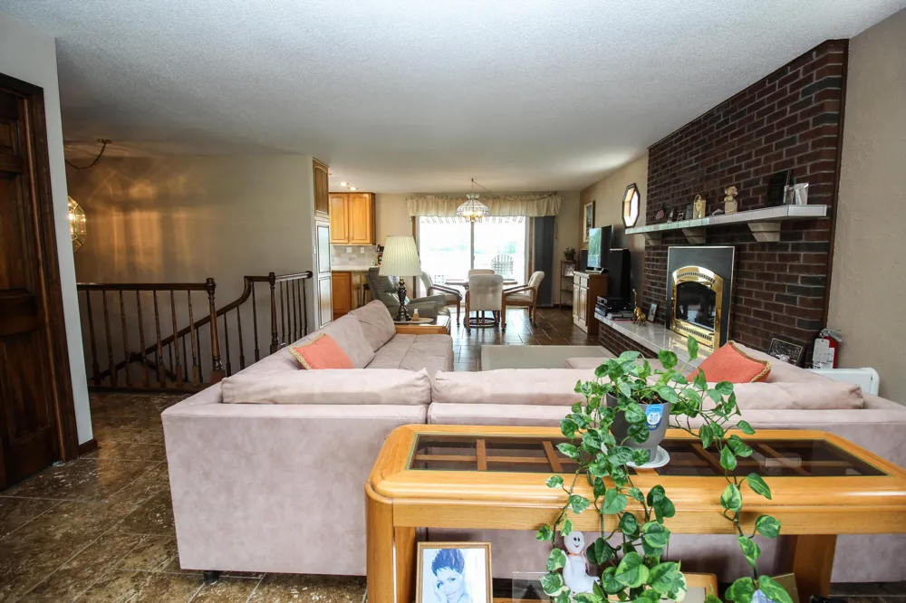 13408 Pleasant View Road Three Rivers, MI 49093