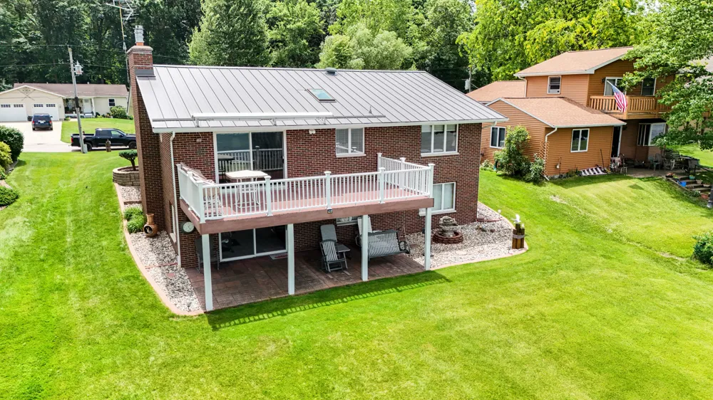 13408 Pleasant View Road Three Rivers, MI 49093