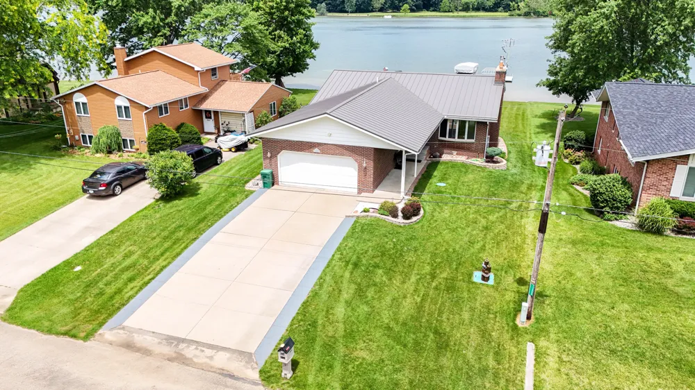 13408 Pleasant View Road Three Rivers, MI 49093