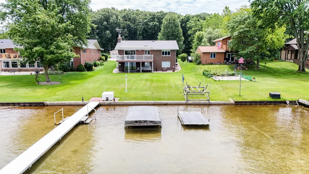 13408 Pleasant View Road Three Rivers, MI 49093
