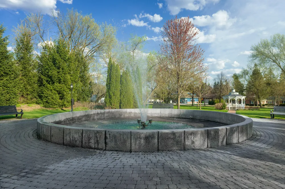 25352 Potomac Drive #7 South Lyon City, MI 48178