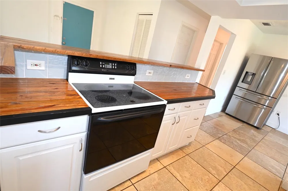 6524 MAUNA LOA BOULEVARD Sarasota, FL 34241