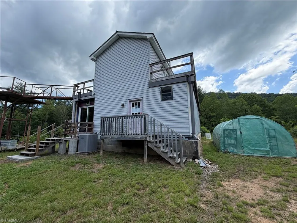 2668 Reedy Branch Road Purlear, NC 28665