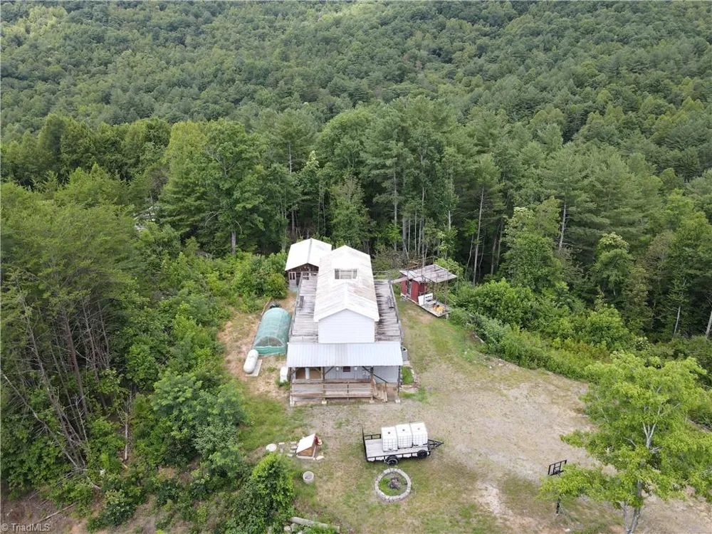 2668 Reedy Branch Road Purlear, NC 28665