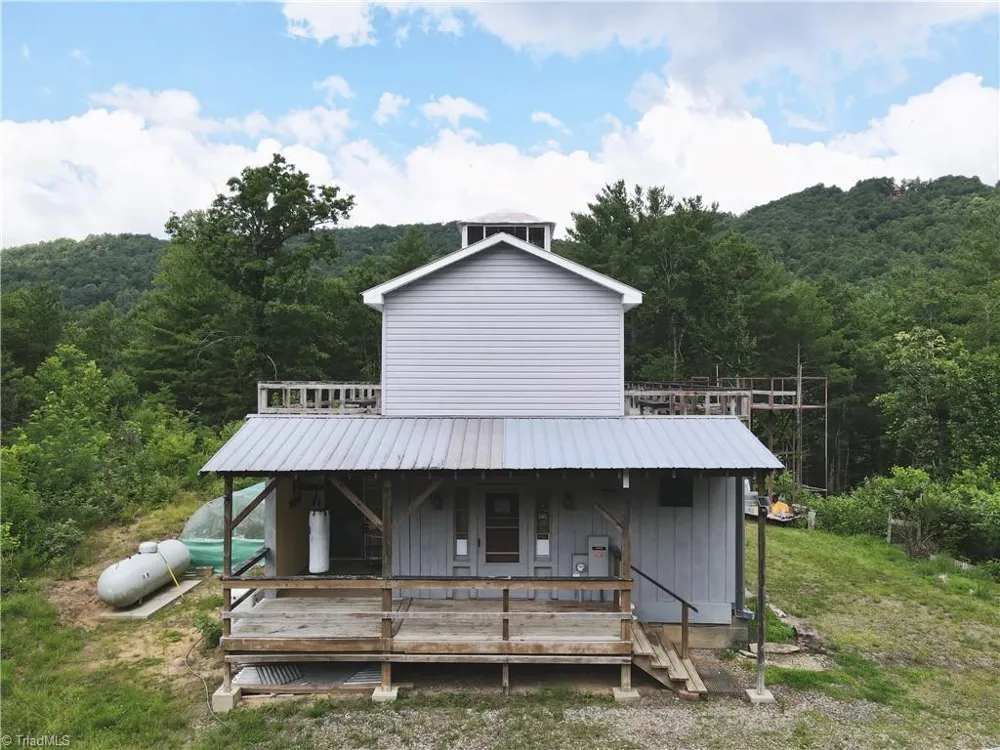 2668 Reedy Branch Road Purlear, NC 28665