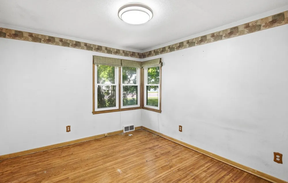 316 Silver Street W Mapleton, MN 56065