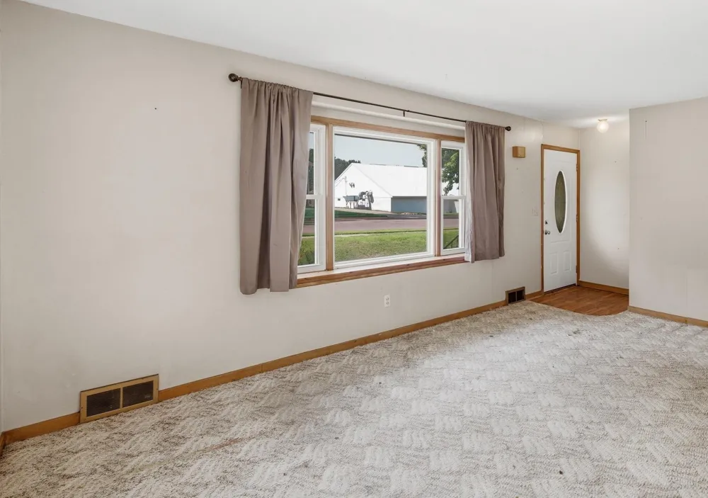 316 Silver Street W Mapleton, MN 56065