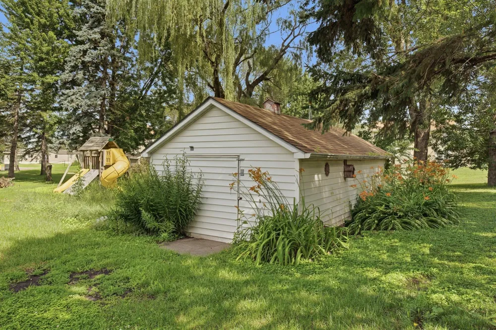316 Silver Street W Mapleton, MN 56065