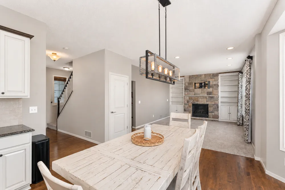 924 Ivy Hills Road Belle Plaine, MN 56011