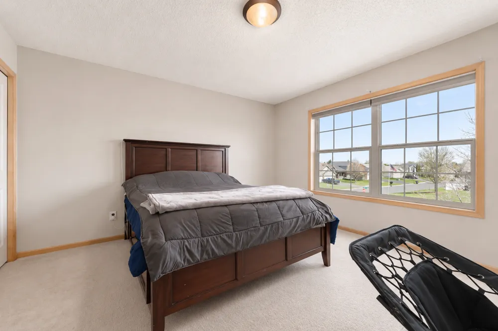 924 Ivy Hills Road Belle Plaine, MN 56011