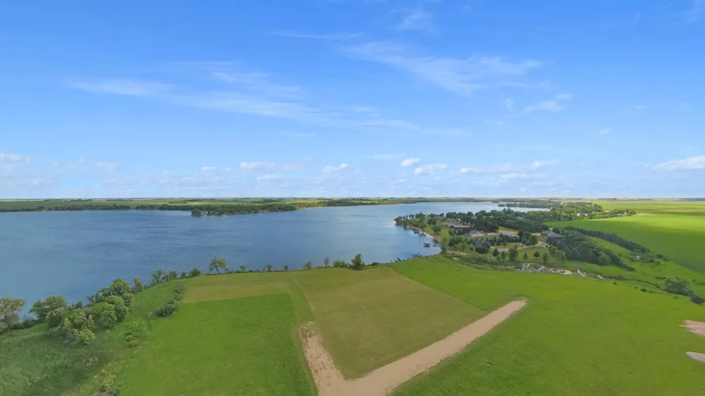 Lot 2 Lipinski Lane Hendricks, MN 56136
