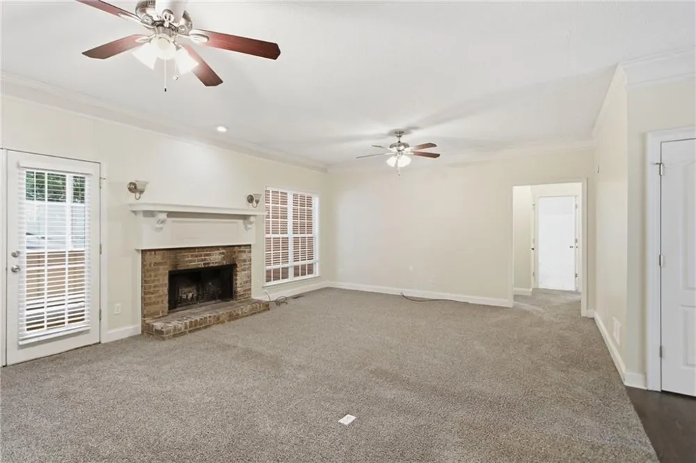 30 Rainey Ridge Oxford, GA 30054