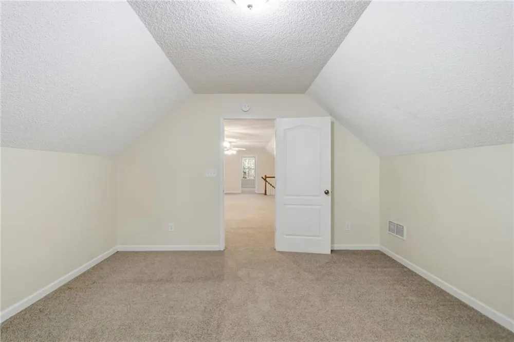 30 Rainey Ridge Oxford, GA 30054