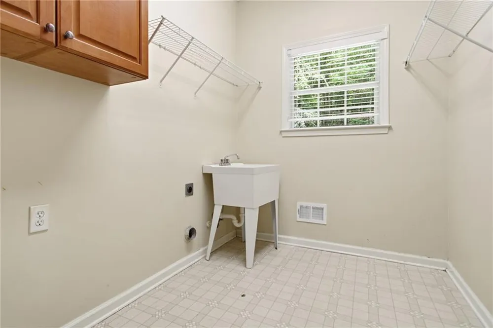 30 Rainey Ridge Oxford, GA 30054