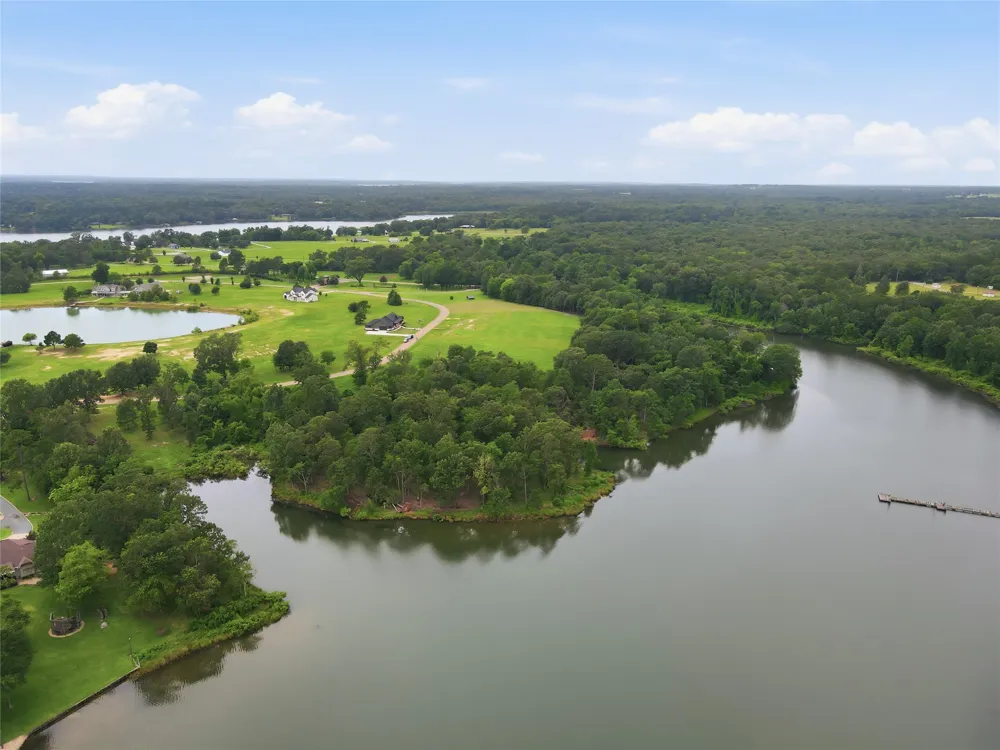 Pr 2712 Mt Pleasant, TX 75455