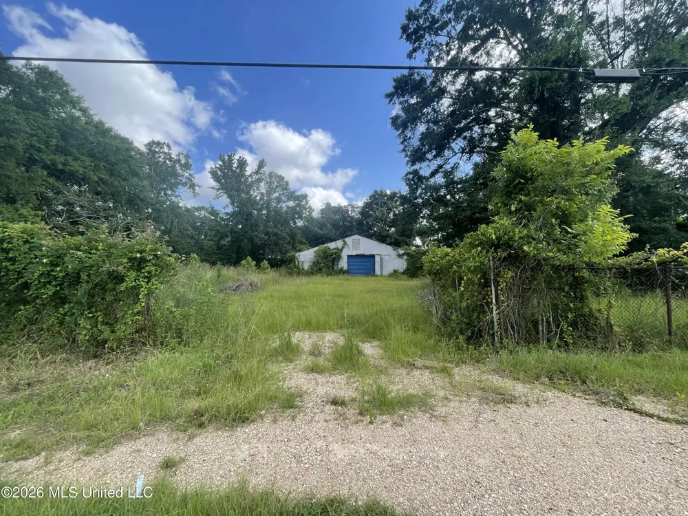 206 E Enterprise Street Brookhaven, MS 39601