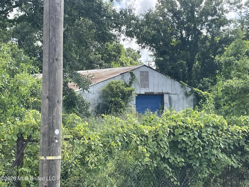 206 E Enterprise Street Brookhaven, MS 39601