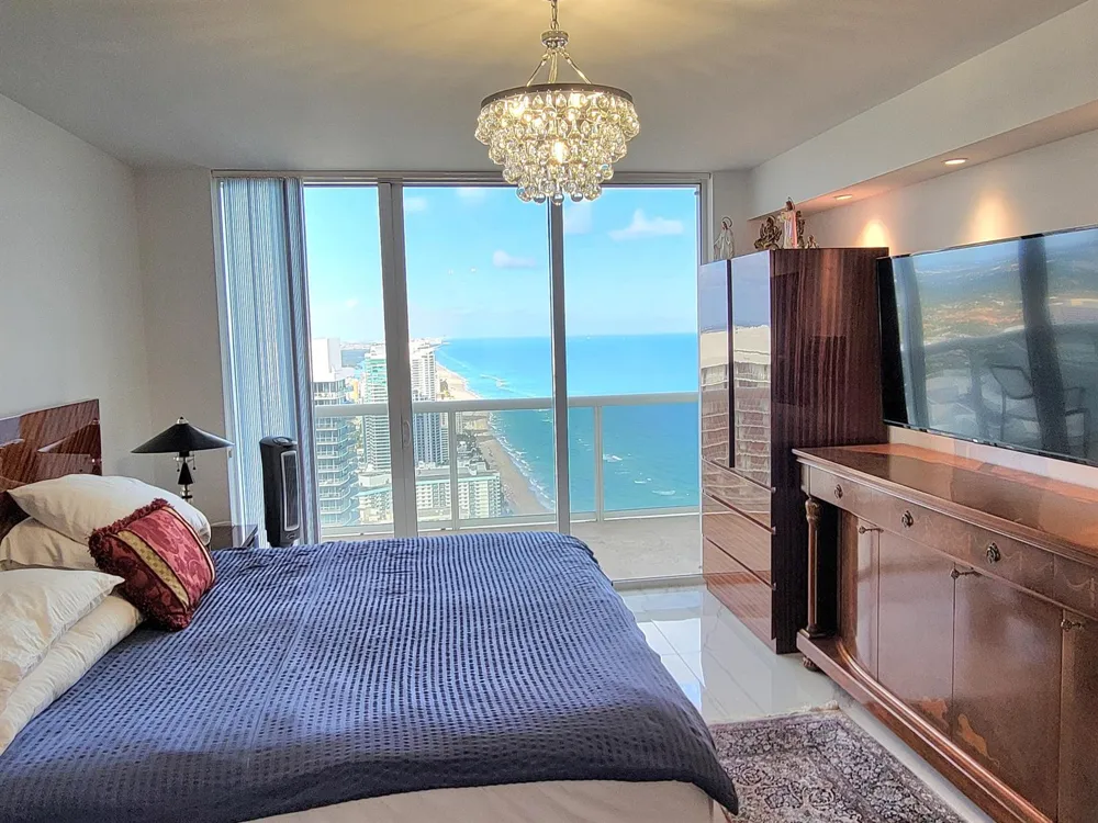 1830 S Ocean Drive ##PH5111 Hallandale Beach, FL 33009