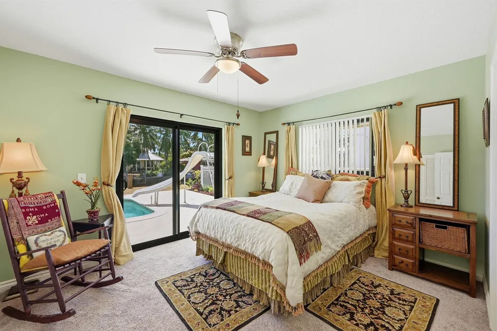 370 SE 13th Avenue Pompano Beach, FL 33060