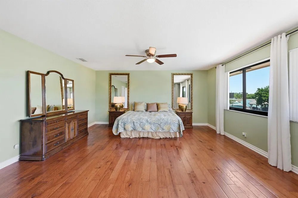 370 SE 13th Avenue Pompano Beach, FL 33060