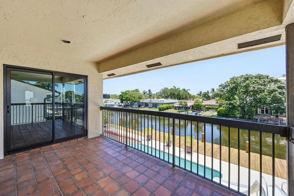 370 SE 13th Avenue Pompano Beach, FL 33060