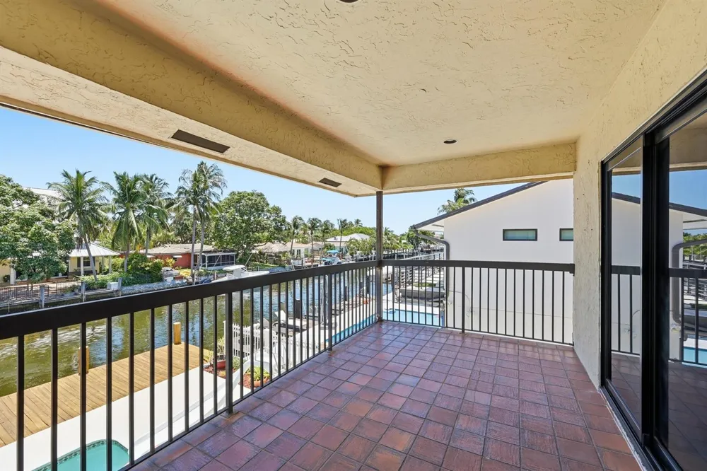 370 SE 13th Avenue Pompano Beach, FL 33060