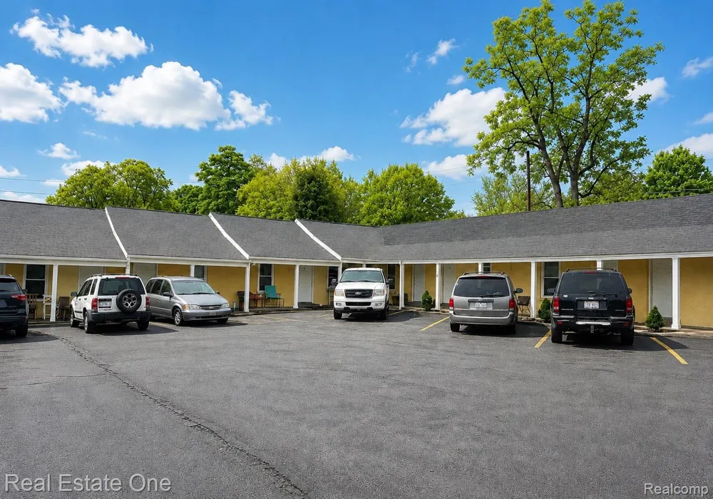 507 Lakeville Road #7 Addison Township, MI 48367