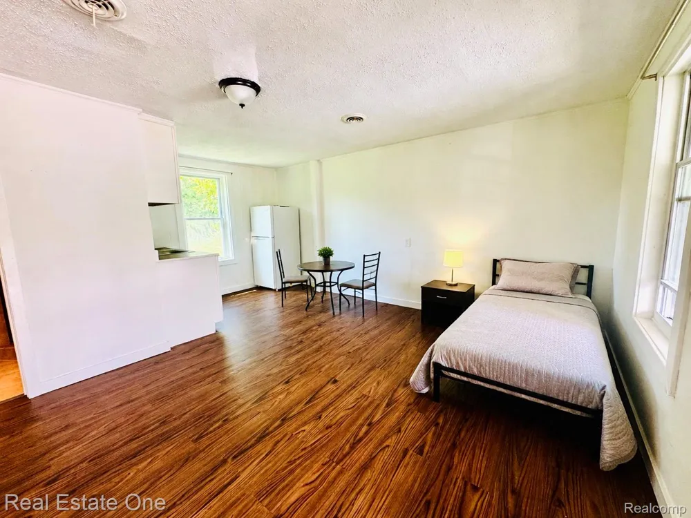 507 Lakeville Road #7 Addison Township, MI 48367
