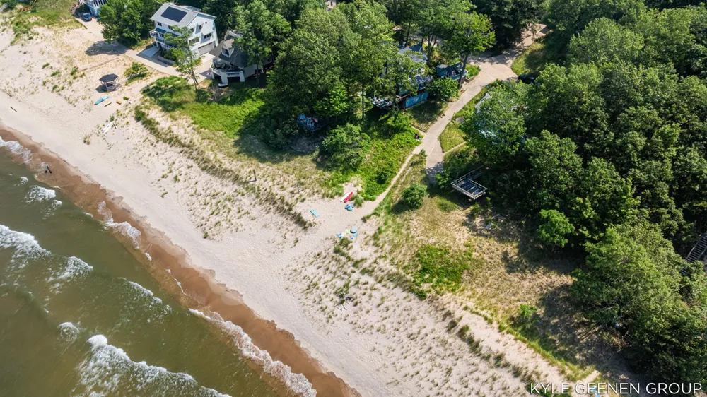 4719 Foxhill Lane Laketown Township, MI 49434