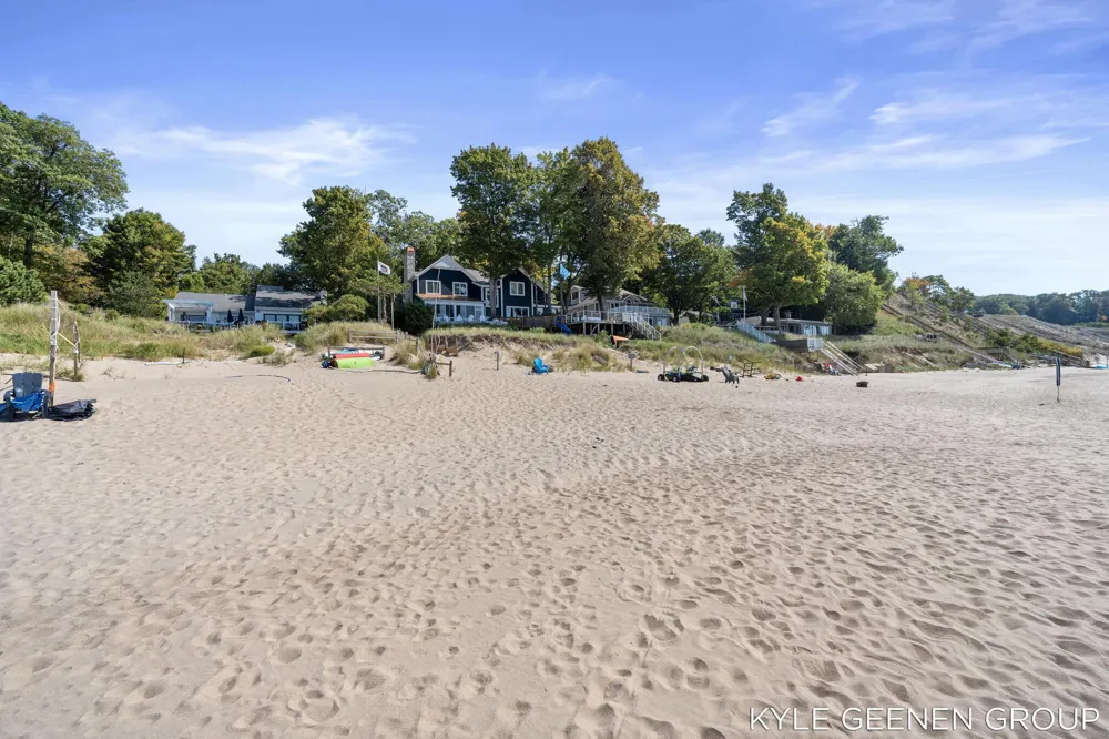 4719 Foxhill Lane Laketown Township, MI 49434
