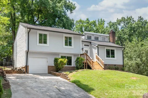 10129 Eagle Court