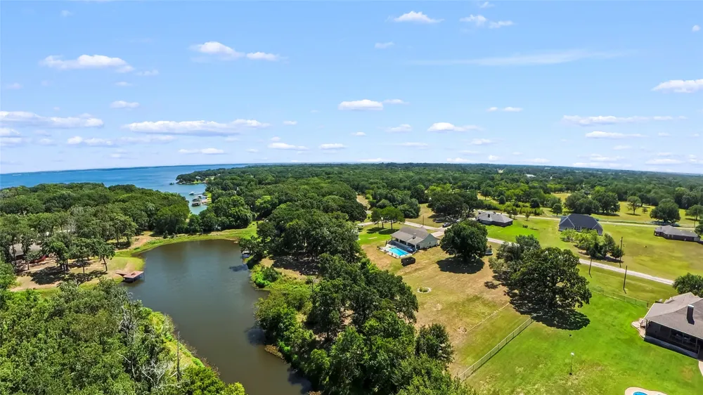 151 Tall Oaks Streetman, TX 75859