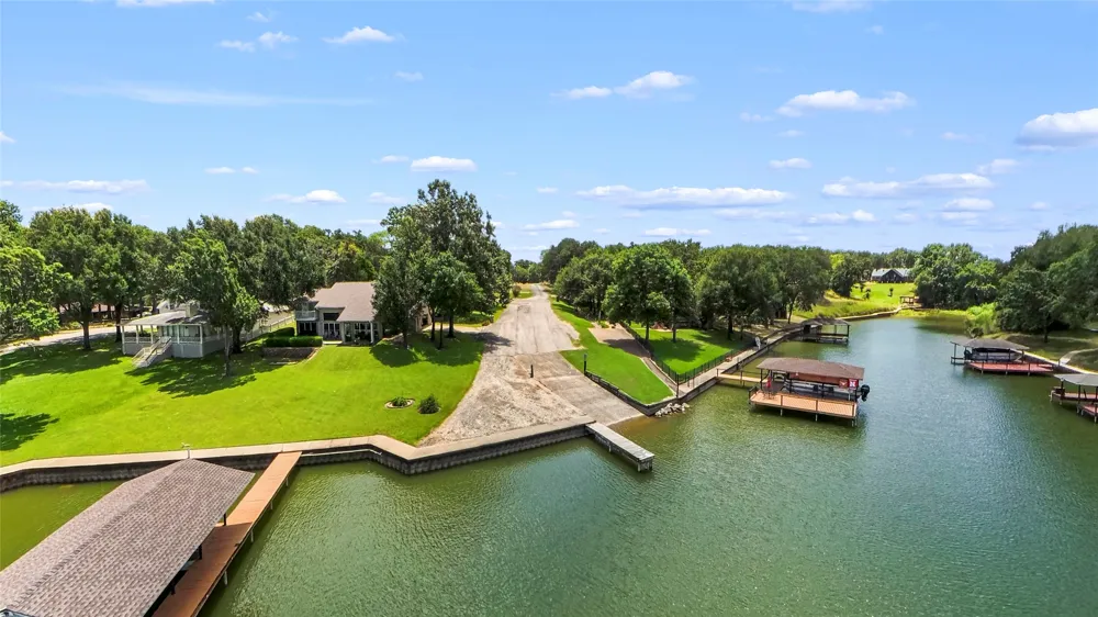 151 Tall Oaks Streetman, TX 75859