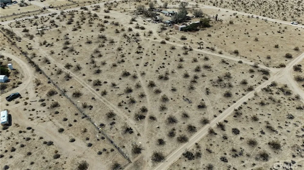 760 Carmel Street Joshua Tree, CA 92252