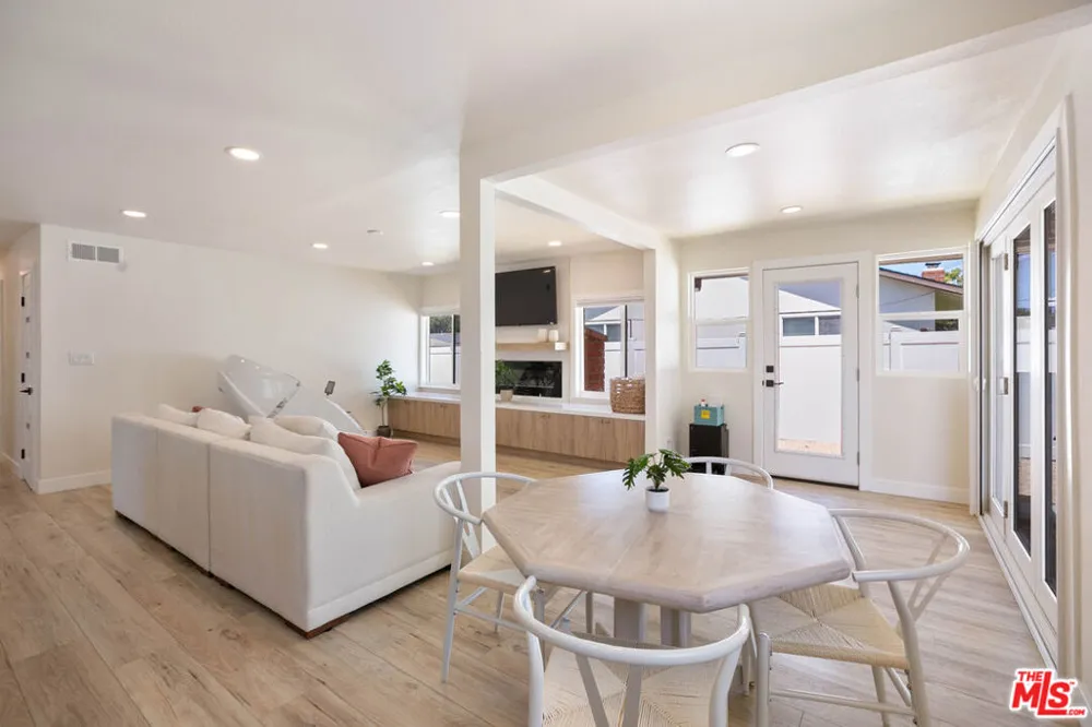 12831 Red Hill Avenue Tustin, CA 92780