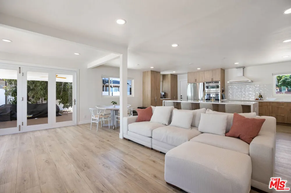 12831 Red Hill Avenue Tustin, CA 92780