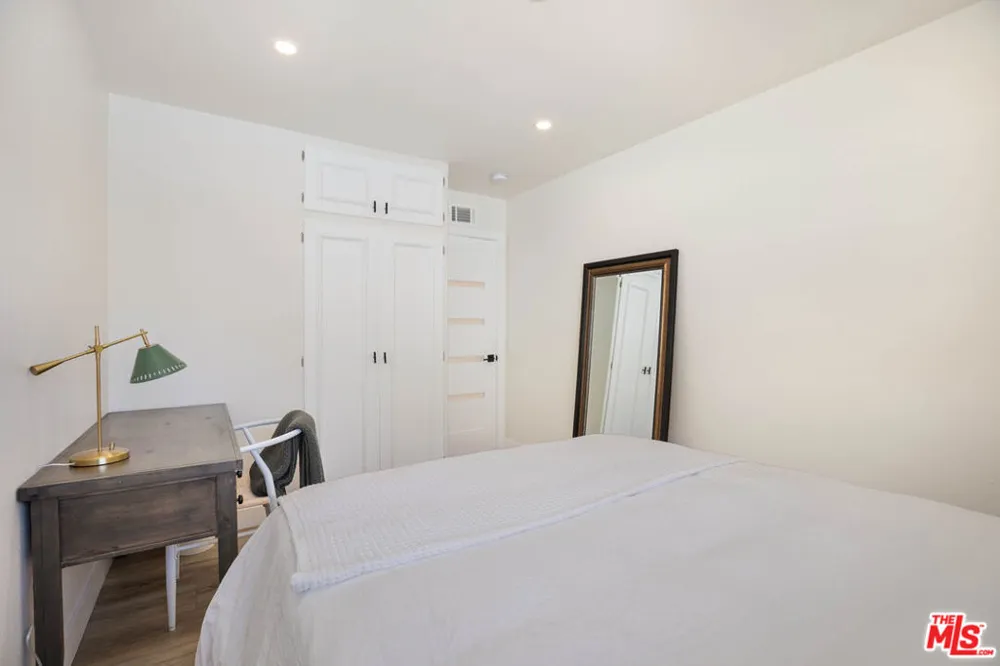 12831 Red Hill Avenue Tustin, CA 92780